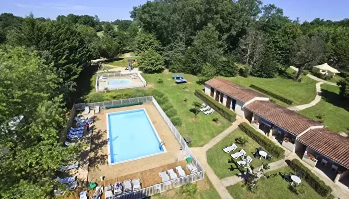 Flower Camping Les Nauves -