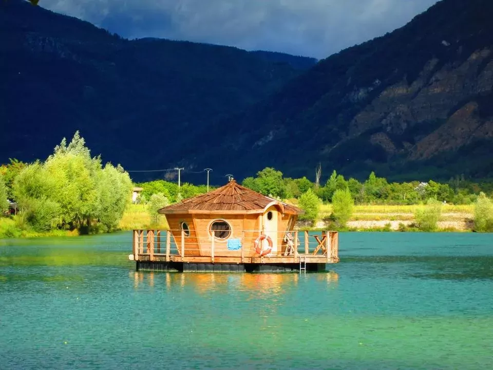 Camping KOAWA Le Lac Bleu 