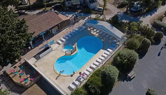 Camping Paradis La Cailletière 