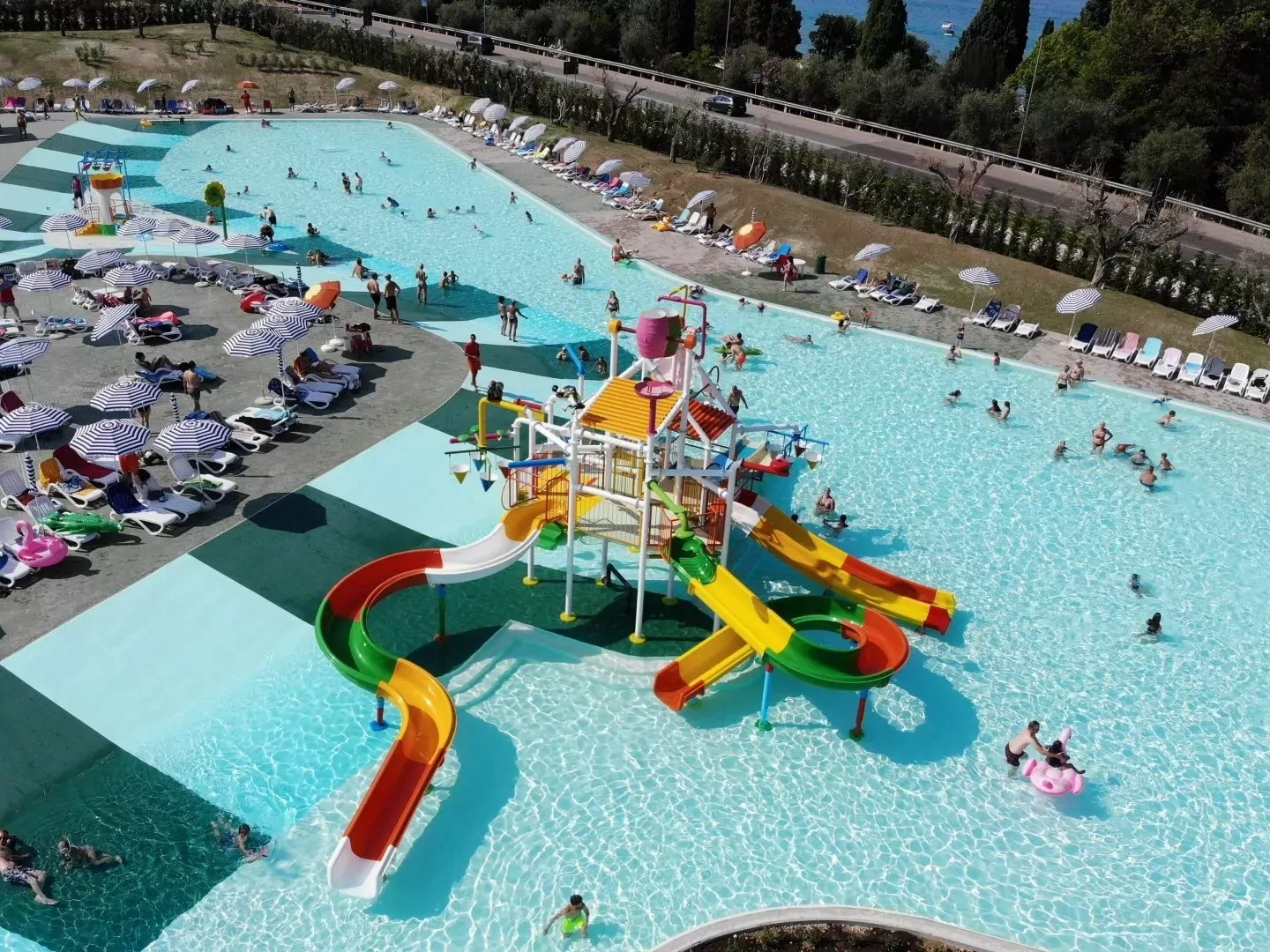 Hu I Pini Village -