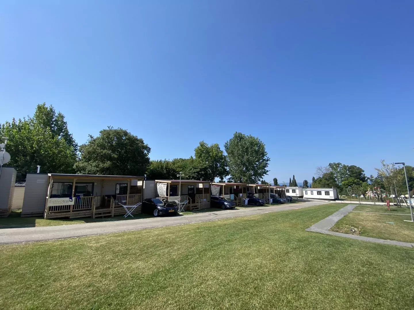 Hu I Pini Village -