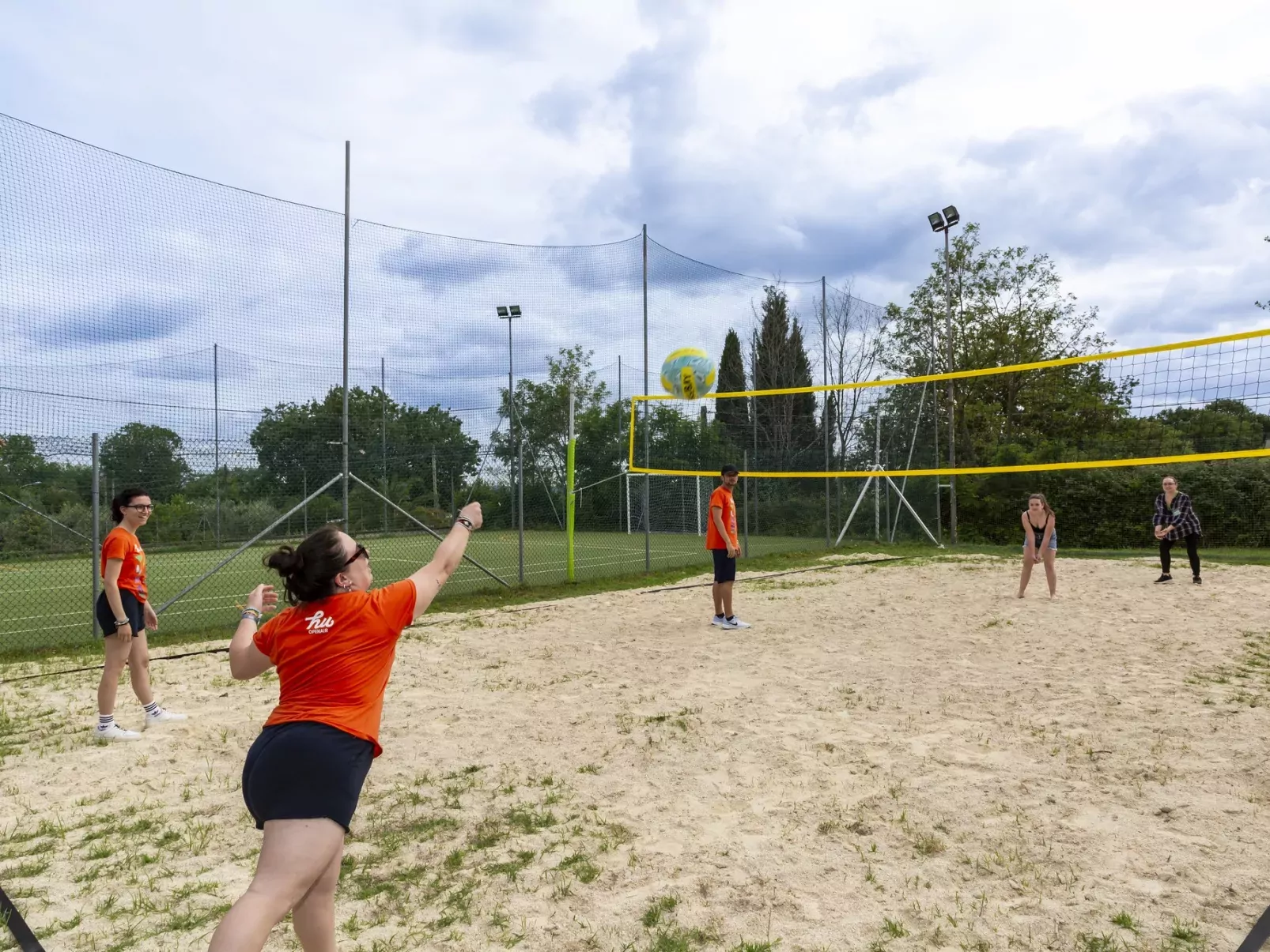 Hu Park Albatros Village -
