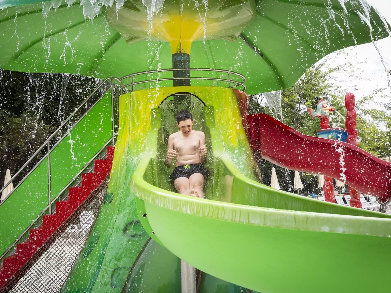 Hu Park Albatros Village -