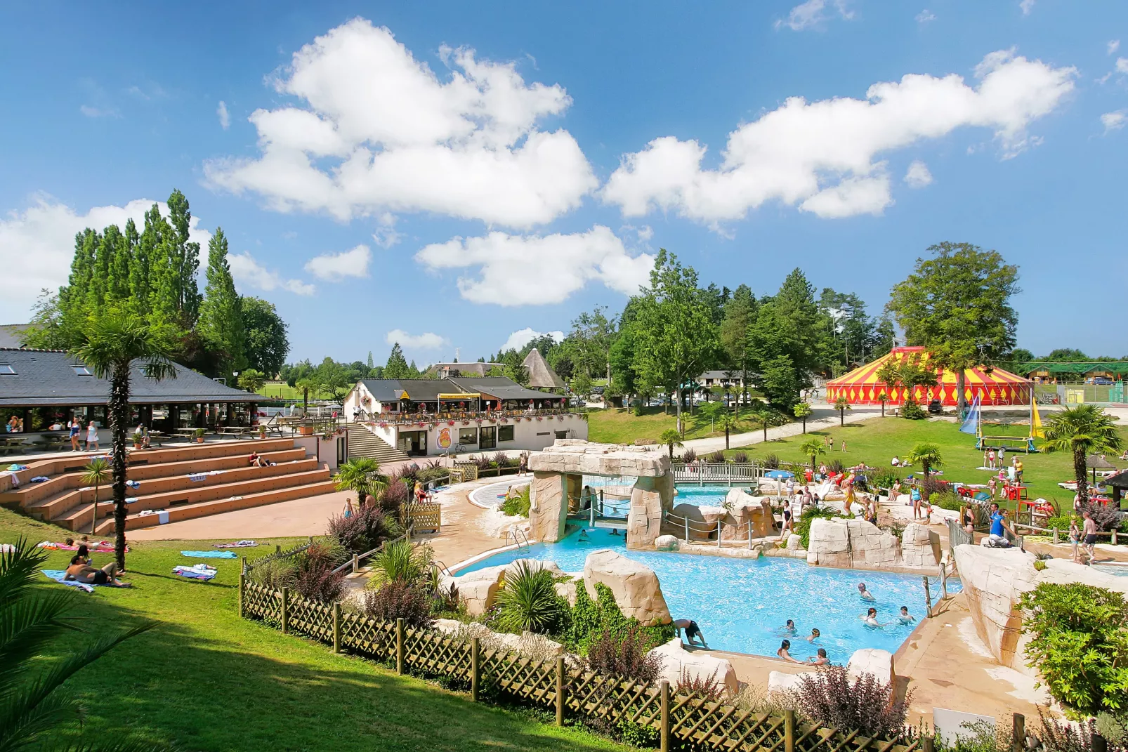 Camping Les Ormes Domaine & Resort-