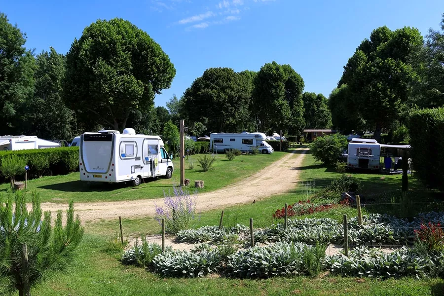 Camping Paradis Les Nobis dAnjou 