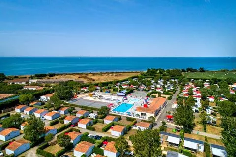 Flower Camping Les Ilates -