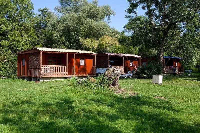 Camping Les Bords de Loue -