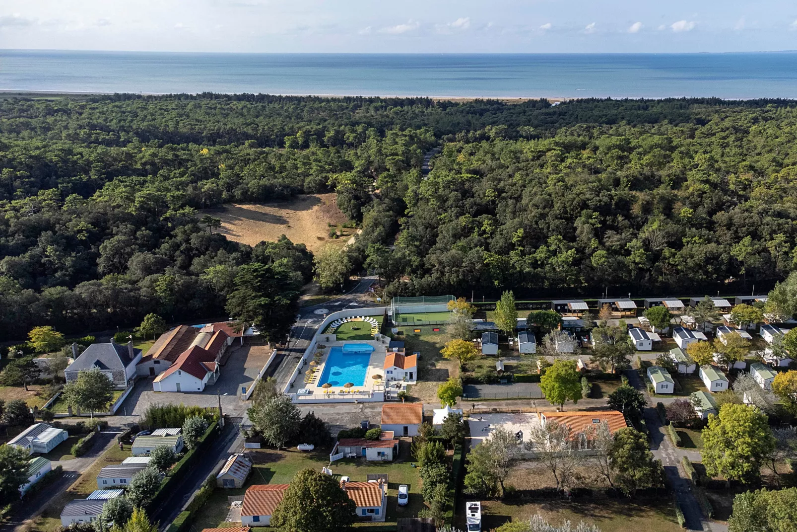 Flower Camping La Davière Plage -