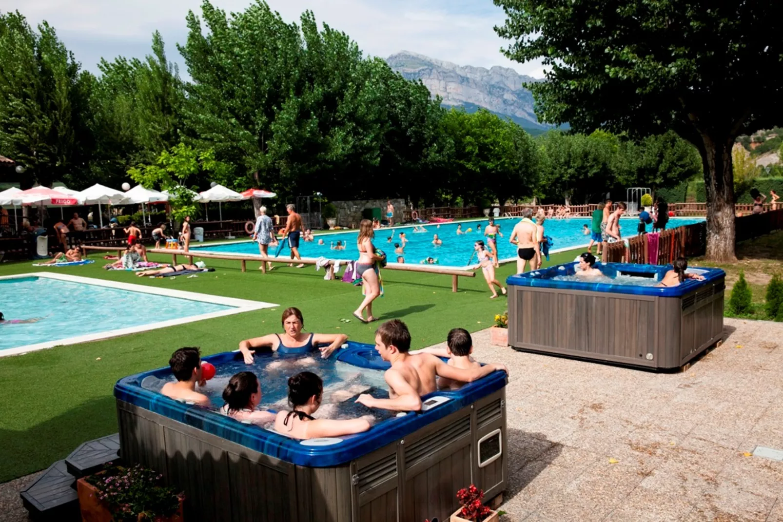 Camping Peña Montañesa