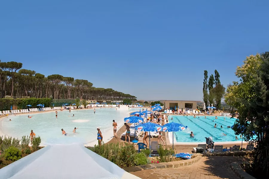 Hu Fabulous Village-