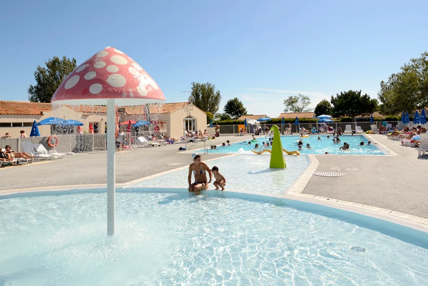 Flower Camping Les Ilates -