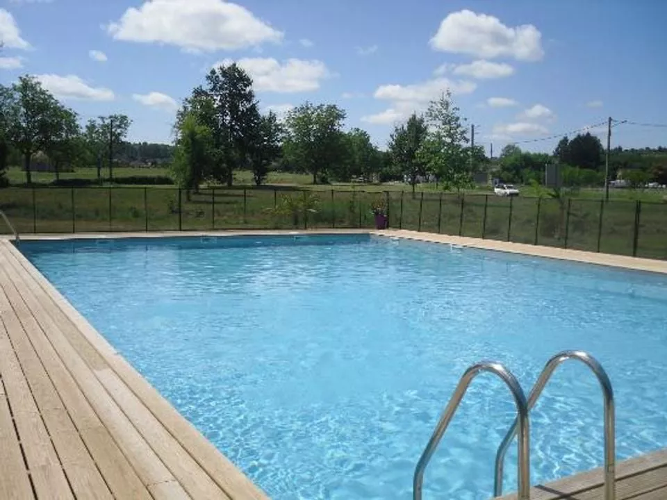 Camping Du Pont de Vicq En Périgord -