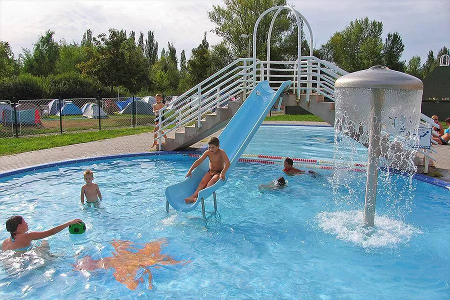 Balatontourist Camping & Bungalows Füred -
