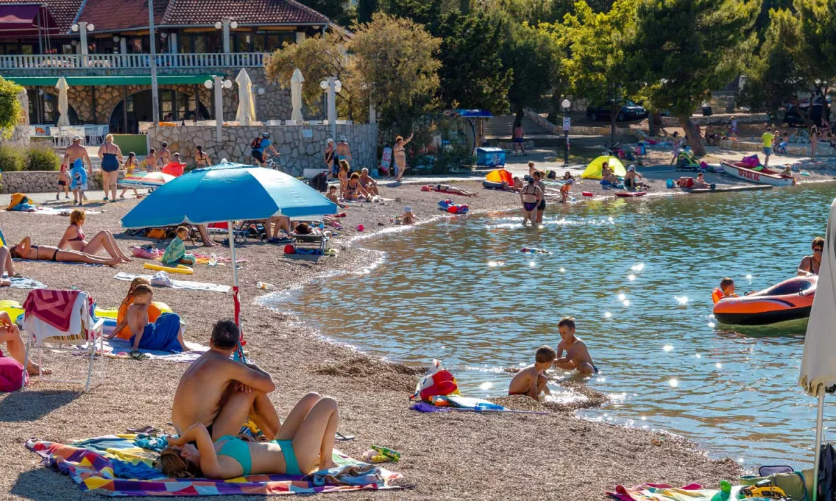 Camping Jezera Lovišća -