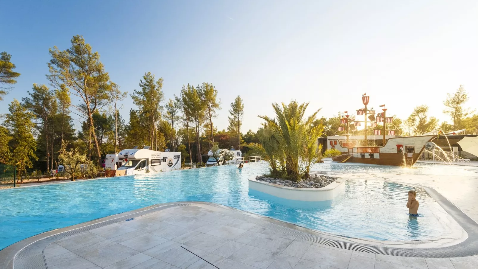 Boutique Camping Santa Marina -