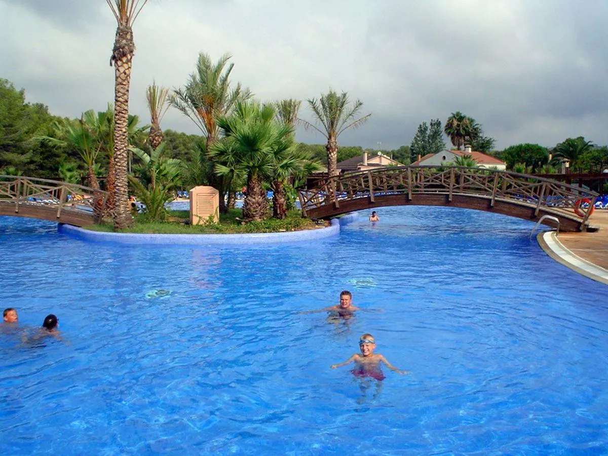 Camping Torre de la Mora S.A. -