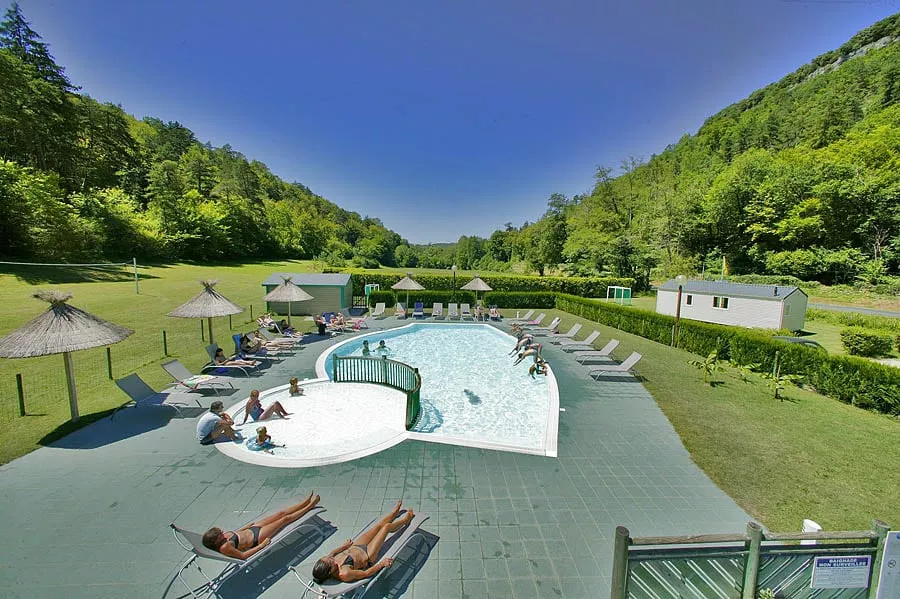 Flower Camping Le Val de la Marquise -