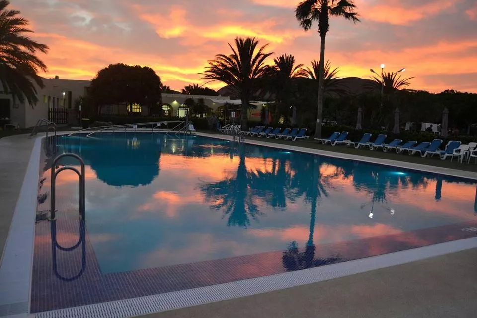 Camping Los Escullos -