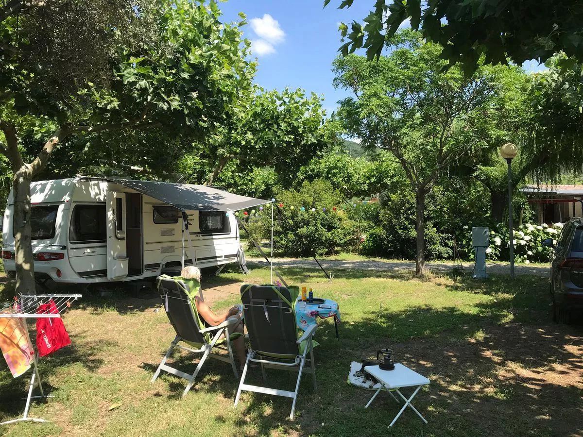 BLU International Camping -
