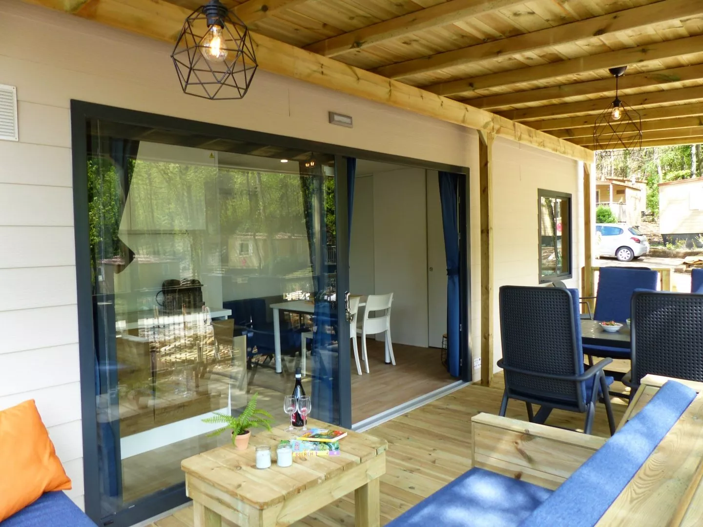 Hu I Pini Village -