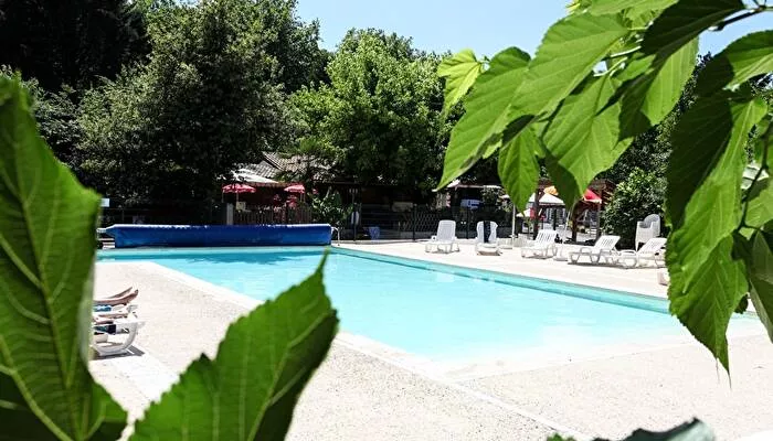 Camping Au Fil de lEau 