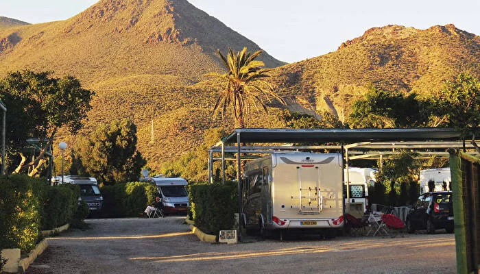Camping Los Escullos -