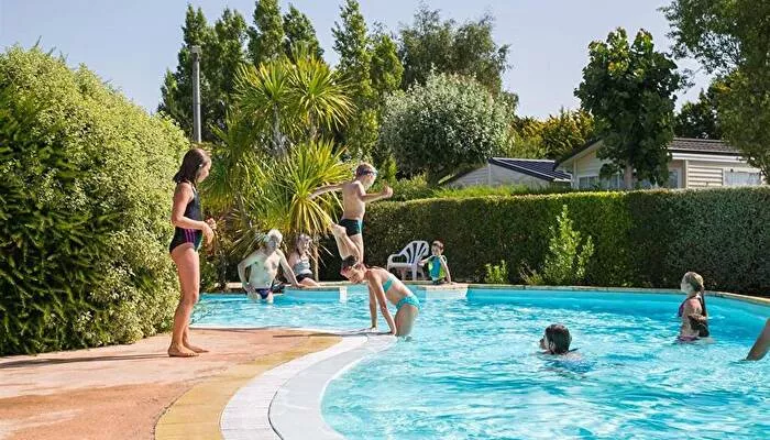 Camping Lann Brick -