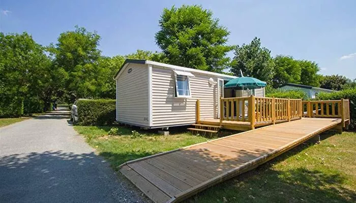 Flower Camping LAbri-Cotier -