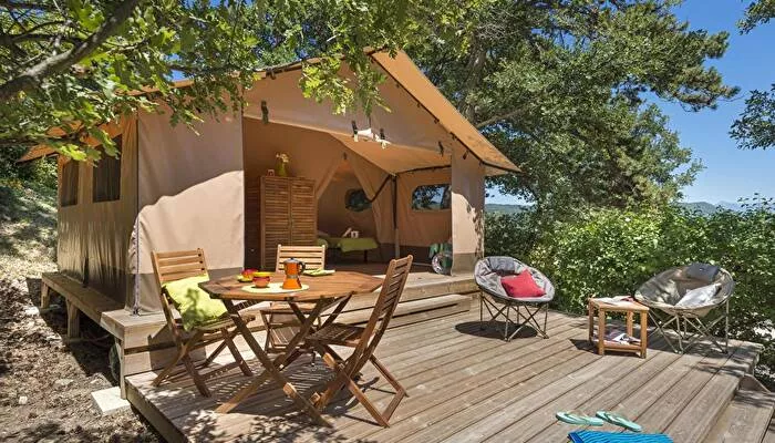Camping Les Bastets 
