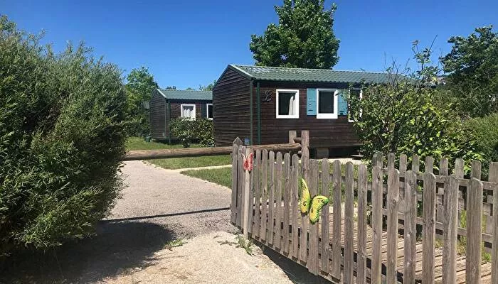 Camping Ecologique La Roche dUlly -