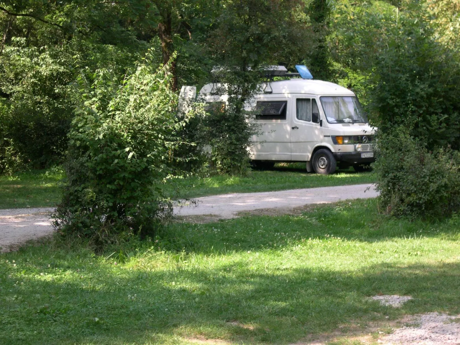 Camping La Croix dArles -