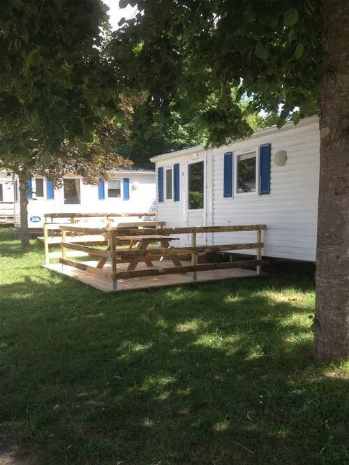 Camping La Bernede -