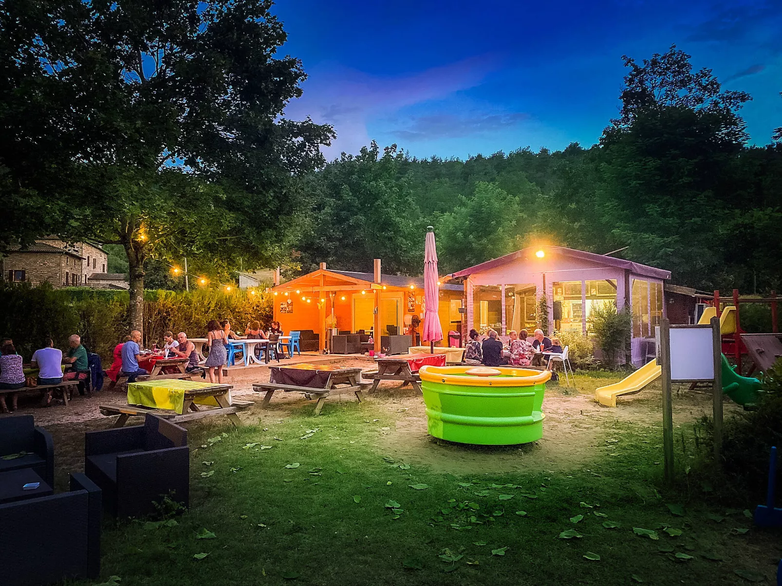 Camping Les Berges du Doux 