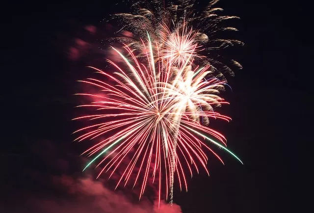 vuurwerk in de lucht