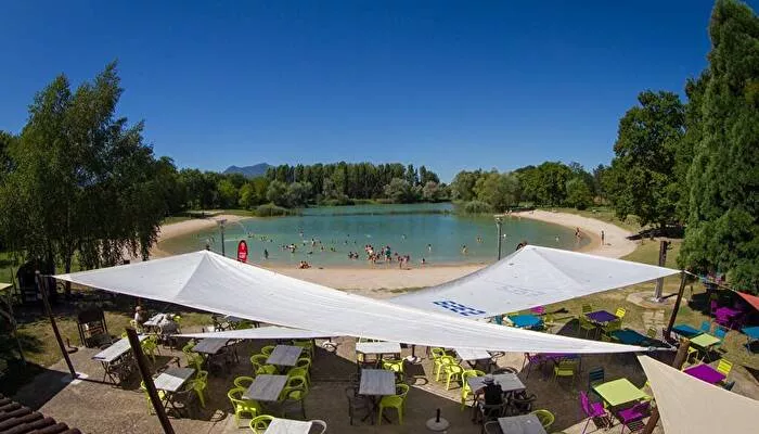Flower Camping Le Lac du Marandan -