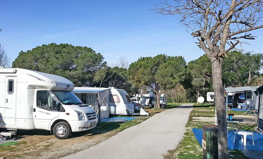 Camping La Buganvilla 