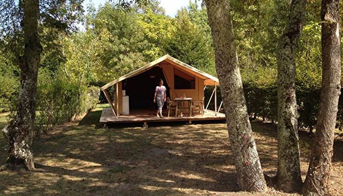 Camping La Cigaline -