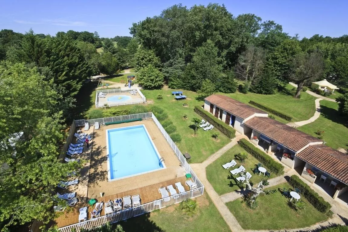 Flower Camping Les Nauves -