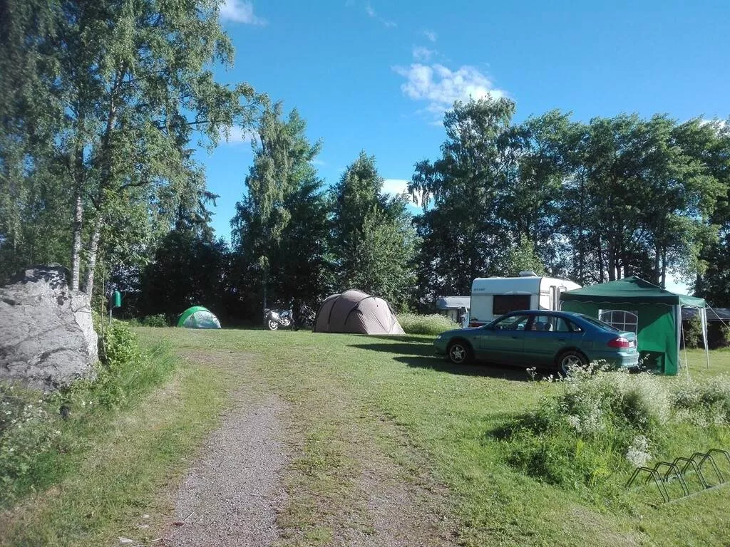 Falkudden Camping, Café och Stugby